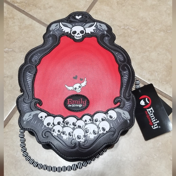 Emily The Strange Cameo Crossbody Bag - Picture 3 of 3